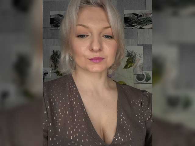 Live sex webcam photo for Anesteishen #276622578