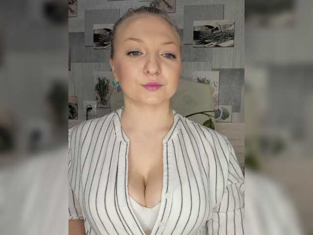 Live sex webcam photo for Anesteishen #276801099