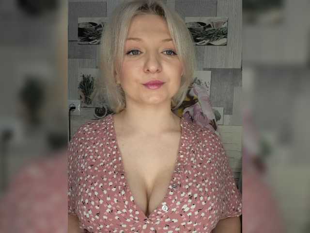 Live sex webcam photo for Anesteishen #276846215