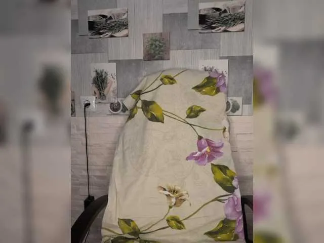 Live sex webcam photo for Anesteishen #276976407