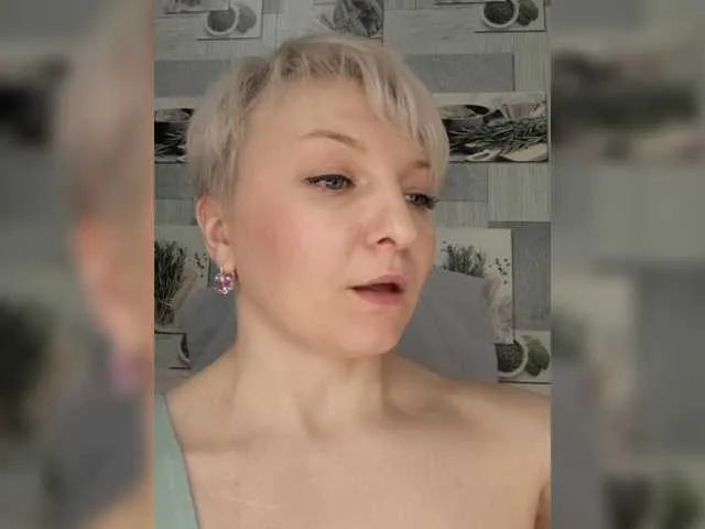 Live sex webcam photo for Anesteishen #277265231