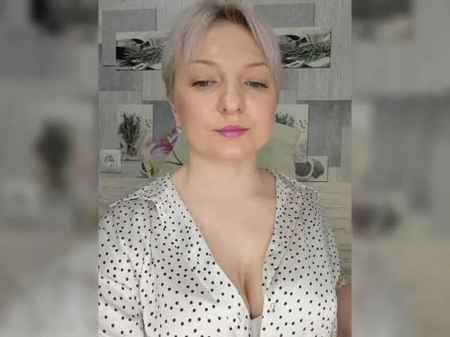 Live sex webcam photo for Anesteishen #277443032