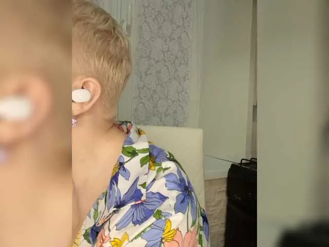 Live sex webcam photo for Anesteishen #277646651