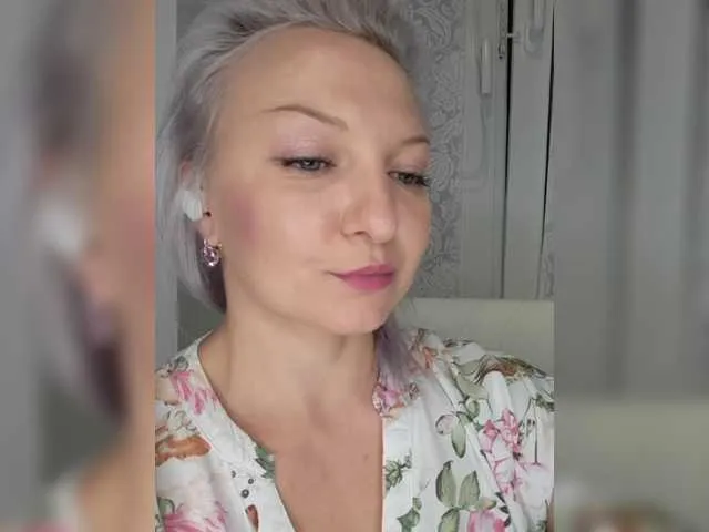 Live sex webcam photo for Anesteishen #291650834