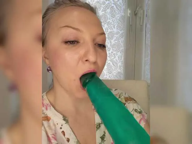 Live sex webcam photo for Anesteishen #292120397