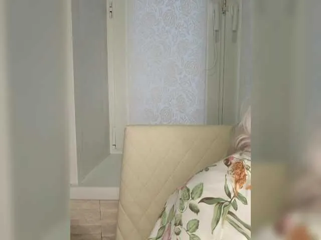 Live sex webcam photo for Anesteishen #292253305