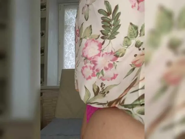 Live sex webcam photo for Anesteishen #293404430