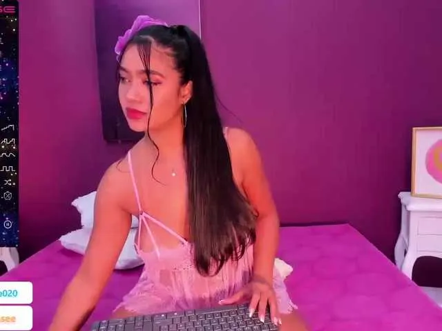 Live sex webcam photo for AngeRouse #275576063