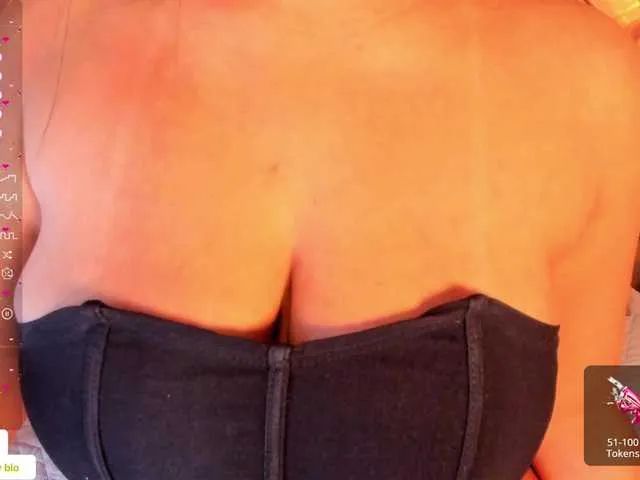 Live sex webcam photo for AngeRouse #277140872