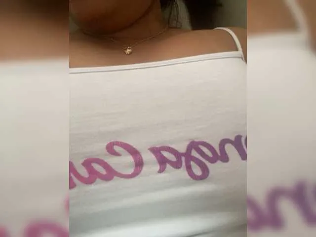 Live sex webcam photo for AngeRouse #277299422