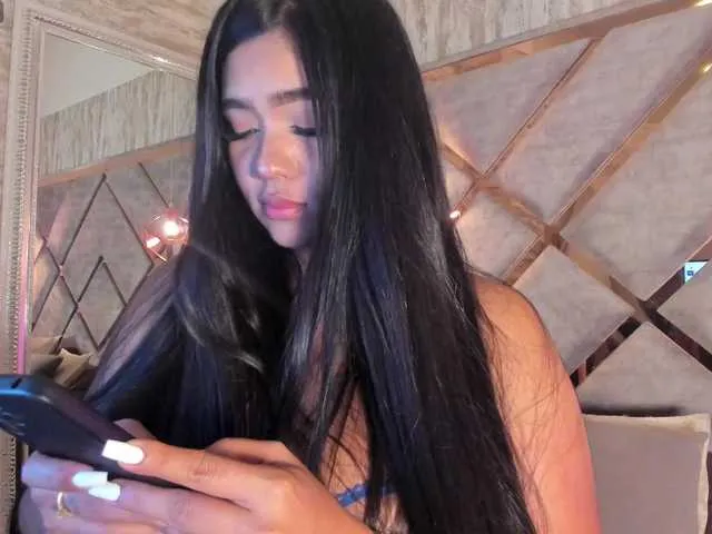 Live sex webcam photo for AngeRouse #290503755