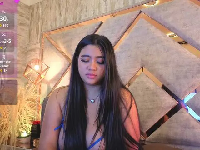 Live sex webcam photo for AngeRouse #290687739