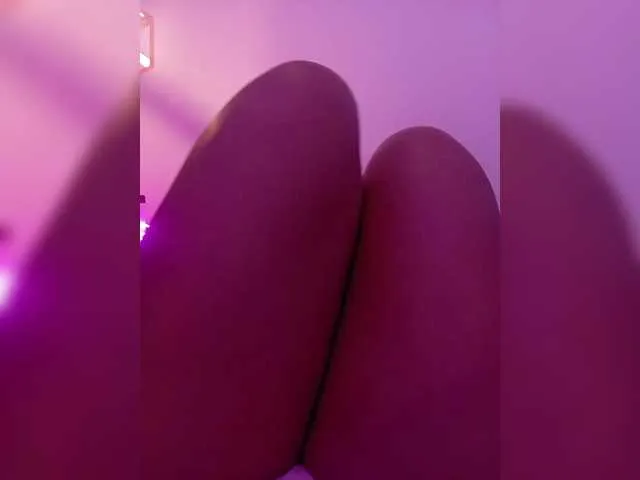 Live sex webcam photo for AngeRouse #291437743
