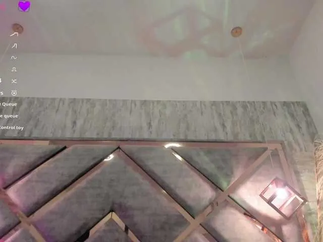 Live sex webcam photo for AngeRouse #292241759