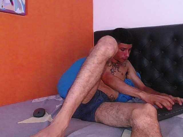 Live sex webcam photo for Angeel-hot24 #278041835