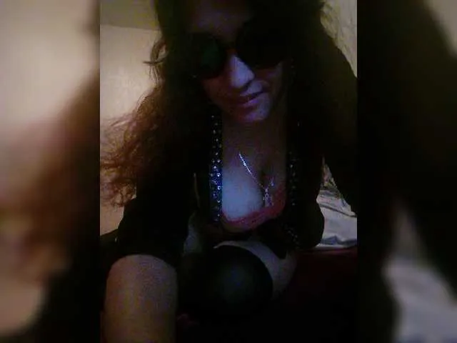 Live sex webcam photo for Angel1190 #275703515