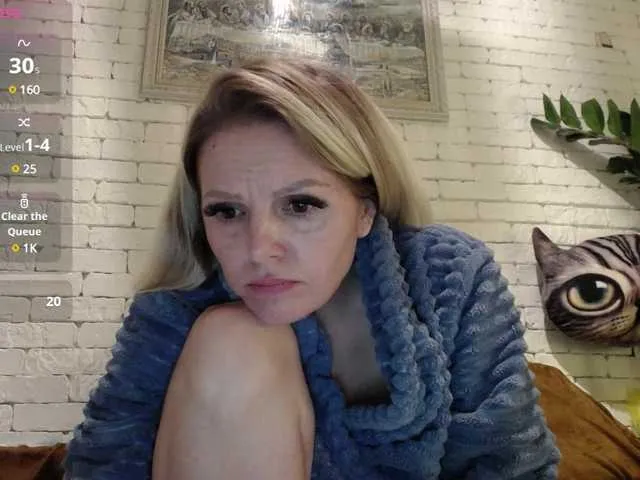 Live sex webcam photo for AngelAlone #290275108