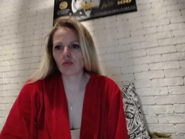 Live sex webcam photo for AngelAlone #291333842