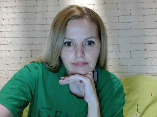 Live sex webcam photo for AngelAlone #291819960