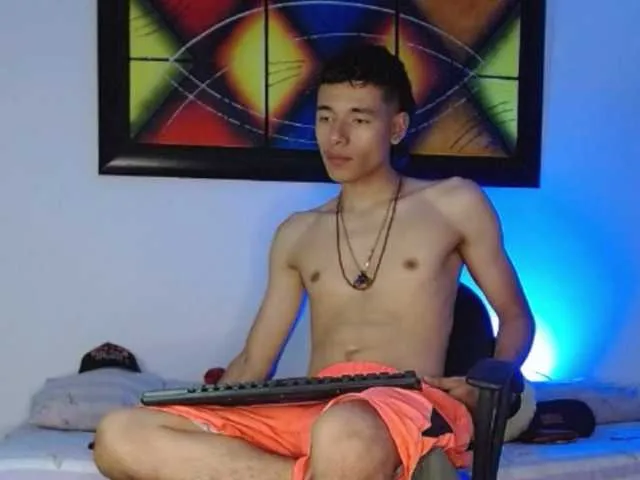 Live sex webcam photo for AngelDemon23 #276201229