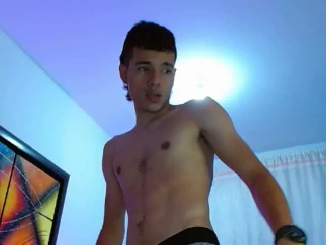 Live sex webcam photo for AngelDemon23 #276281146