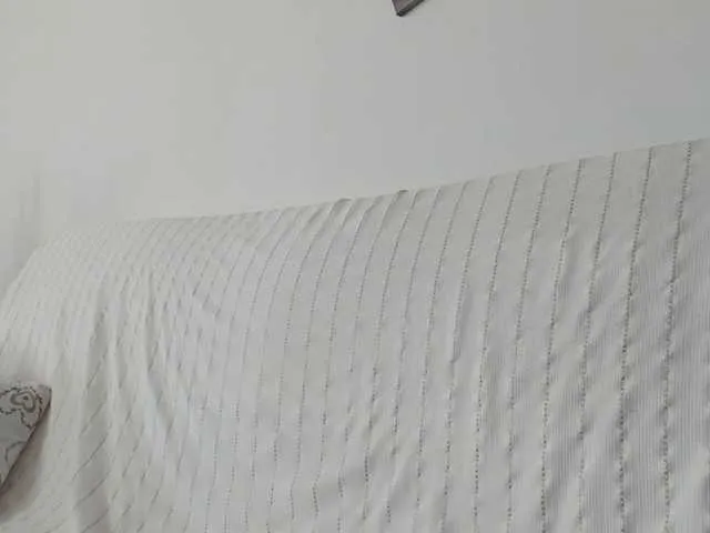 Live sex webcam photo for AngelNicolle #272291962