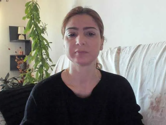 Live sex webcam photo for AngelNicolle #272477440