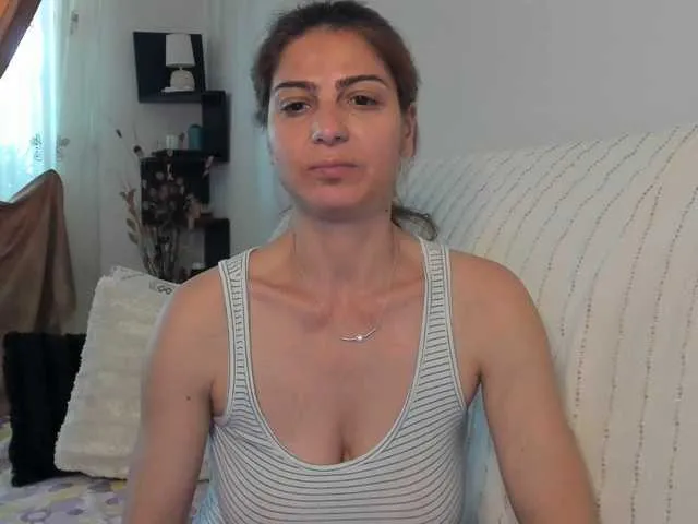 Live sex webcam photo for AngelNicolle #273635858