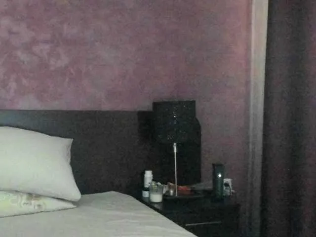 Live sex webcam photo for AngelNicolle #291057691