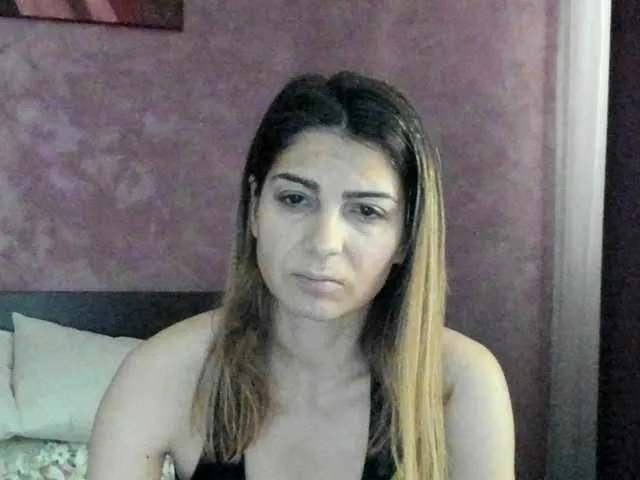 Live sex webcam photo for AngelNicolle #291111827