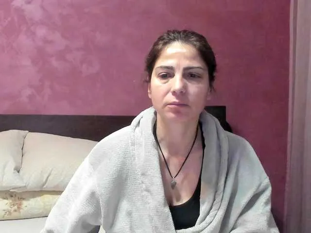 Live sex webcam photo for AngelNicolle #291161787