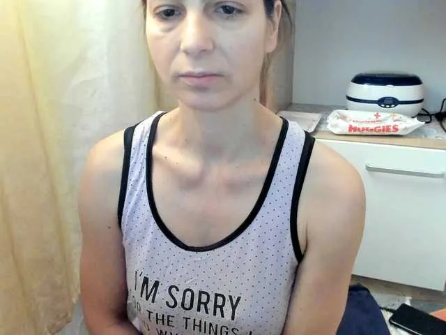 Live sex webcam photo for AngelNicolle #291480136