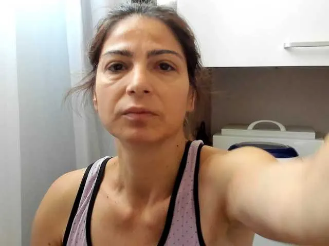 Live sex webcam photo for AngelNicolle #291485714