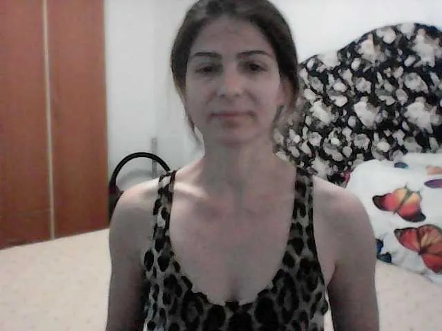 Live sex webcam photo for AngelNicolle #291548532