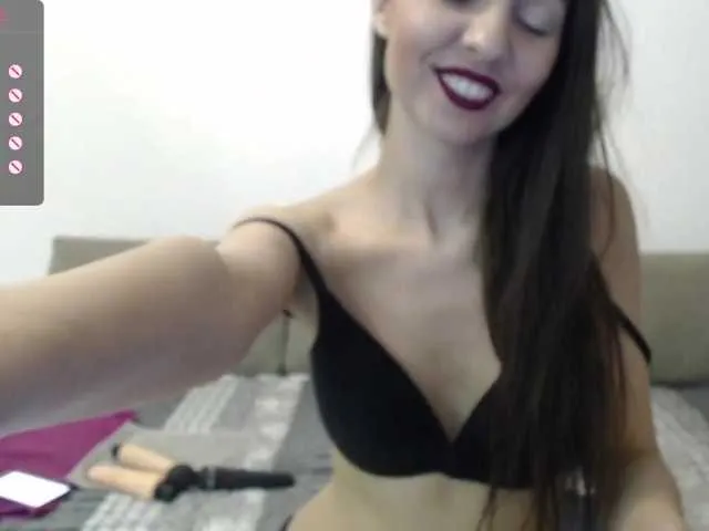 Live sex webcam photo for AngelNika #276860353