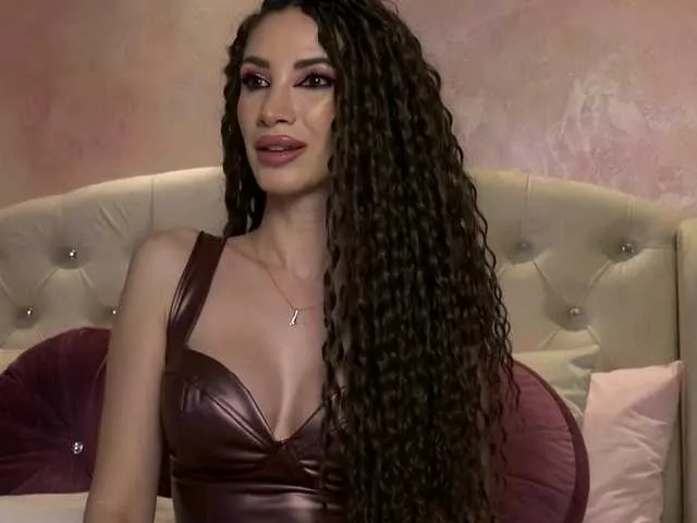 Live sex webcam photo for AngelaDevins #288049306