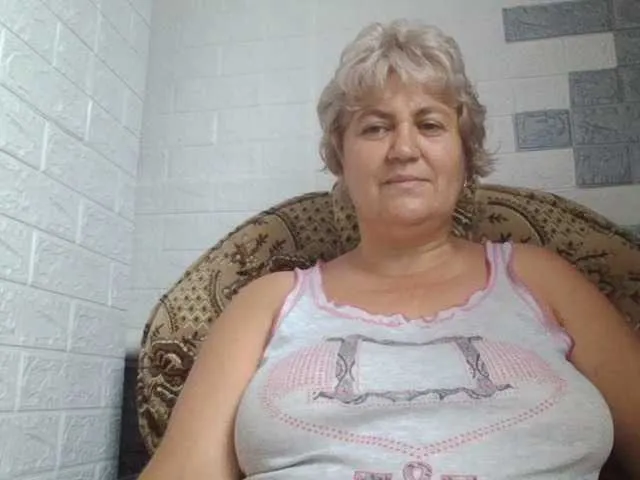 Live sex webcam photo for AngelaFamez #276192001