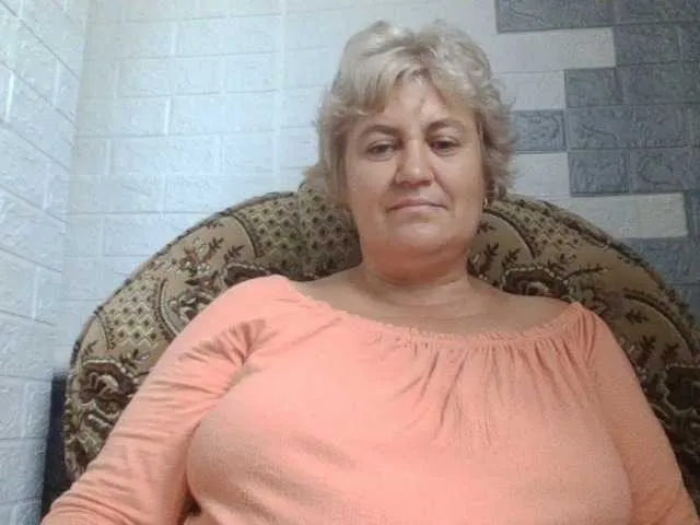 Live sex webcam photo for AngelaFamez #276203773