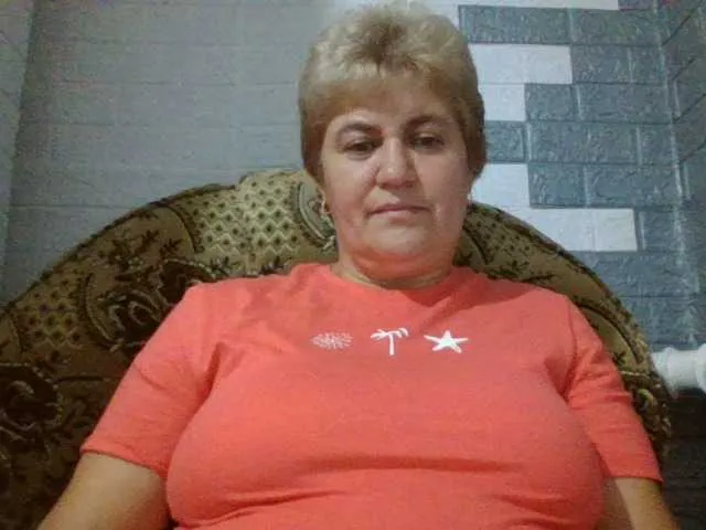 Live sex webcam photo for AngelaFamez #276545330