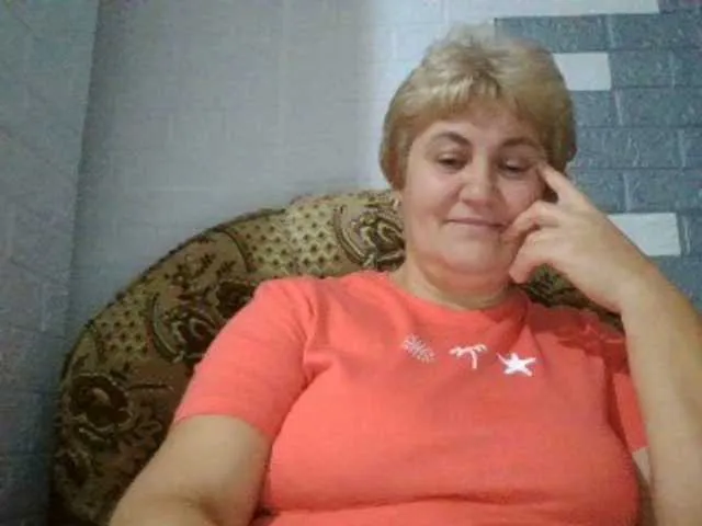 Live sex webcam photo for AngelaFamez #276600823