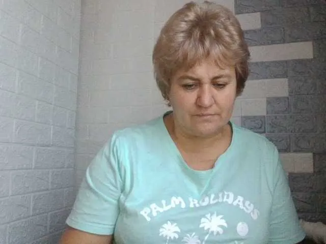 Live sex webcam photo for AngelaFamez #276774429