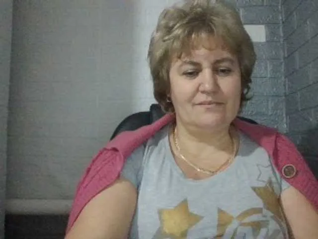 Live sex webcam photo for AngelaFamez #277079265