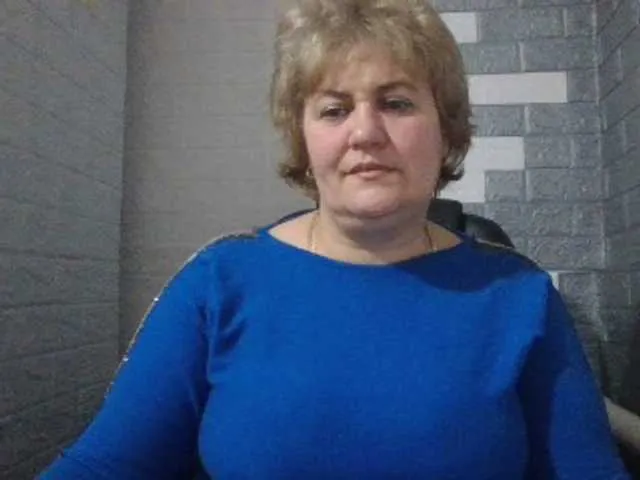 Live sex webcam photo for AngelaFamez #277086215