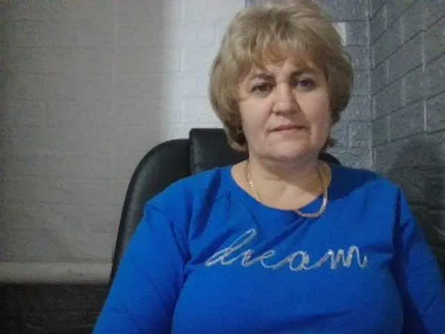 Live sex webcam photo for AngelaFamez #277210276