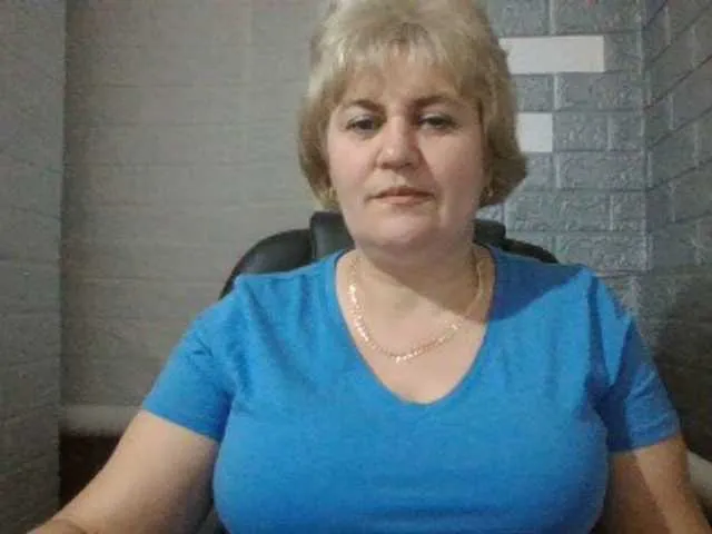 Live sex webcam photo for AngelaFamez #277543078