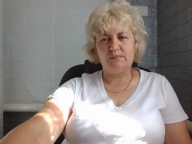 Live sex webcam photo for AngelaFamez #278054506