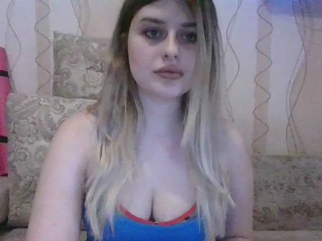 Live sex webcam photo for AngelaFresh #273106881