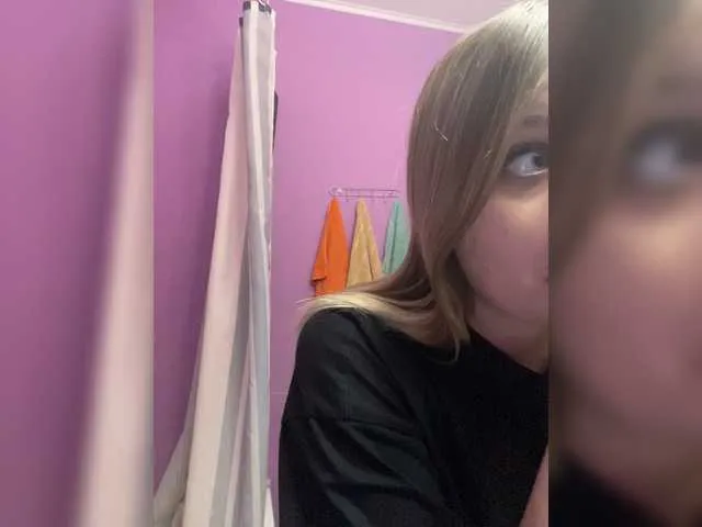 Live sex webcam photo for AngelaFresh #273212571