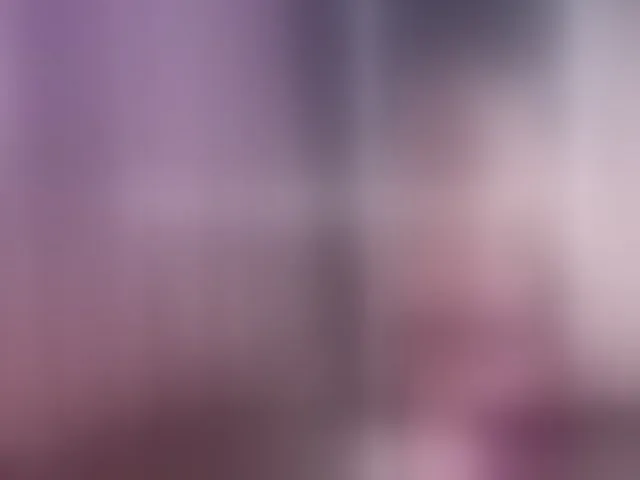 Live sex webcam photo for AngelaLovely #293777331