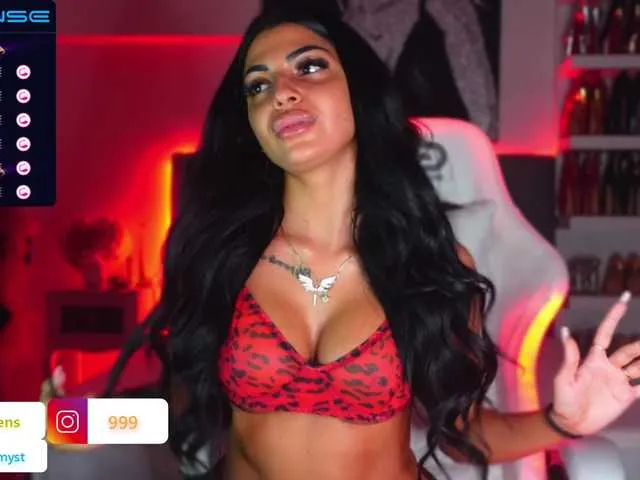 Live sex webcam photo for AngelaMyst #287940734